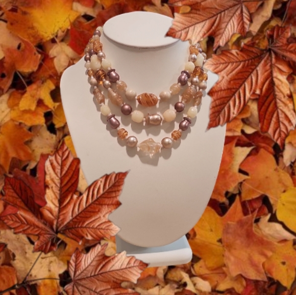 Vintage One of a Kind Three Strand Boho Styled Multi Gemstone Bead Necklace. - Picture 4 of 8